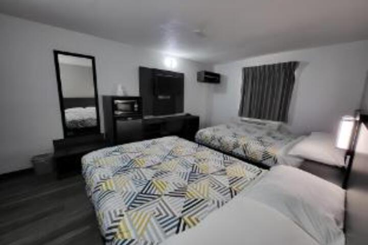 Room 22 of 23