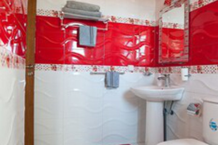 Room 4 of 22