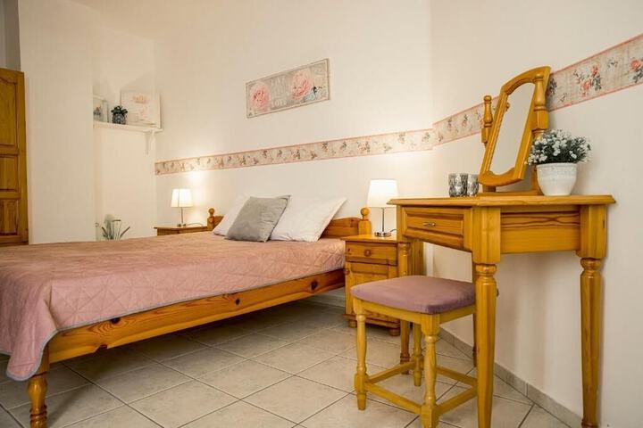 Room 56 of 146