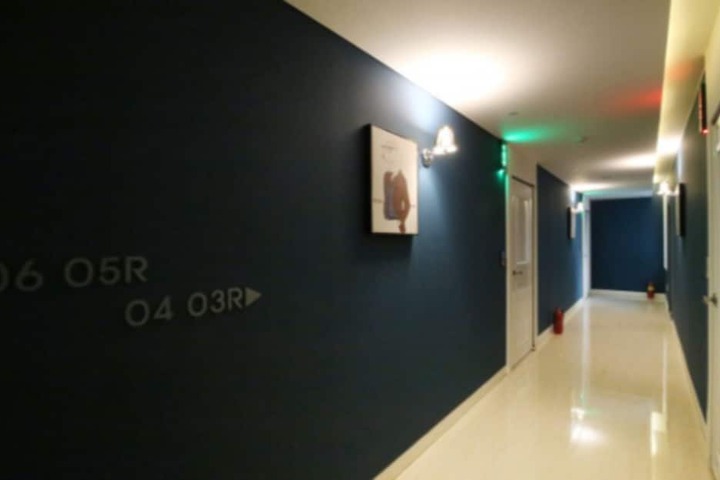 Ballroom/Hall 79 of 83
