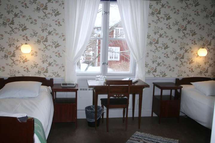 Room 11 of 53