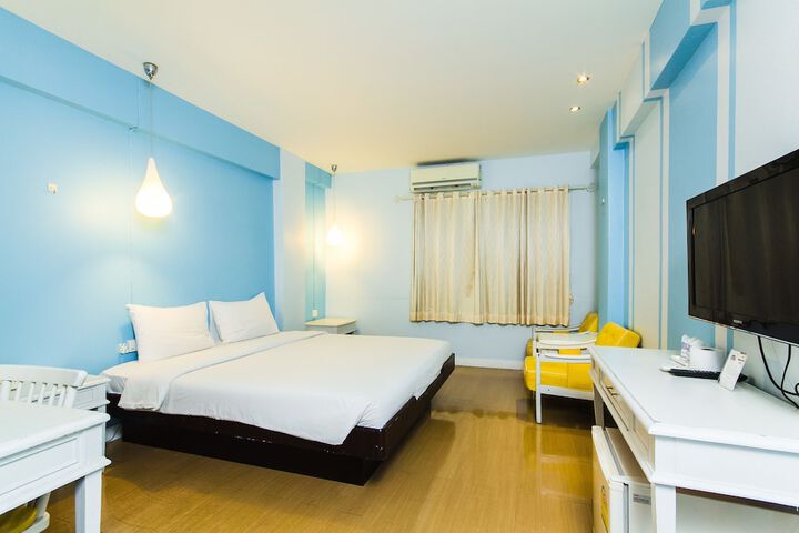 Room 16 of 31