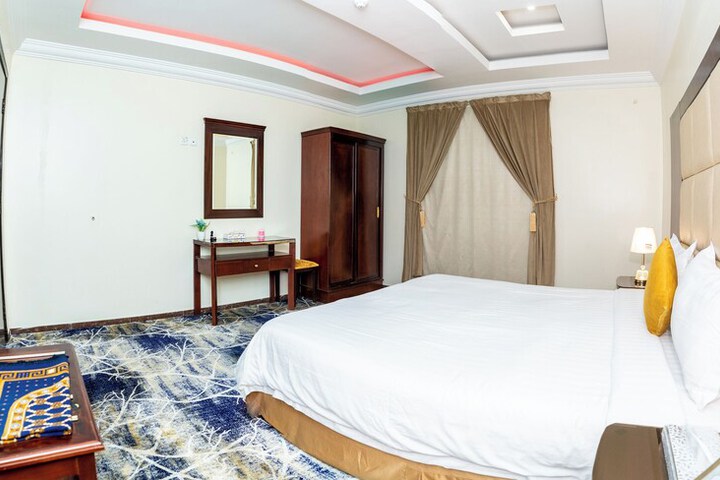 Room 6 of 41