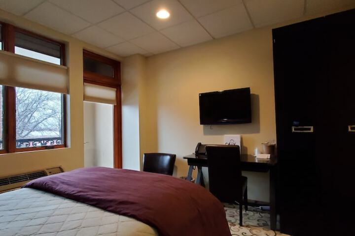 Room 68 of 206