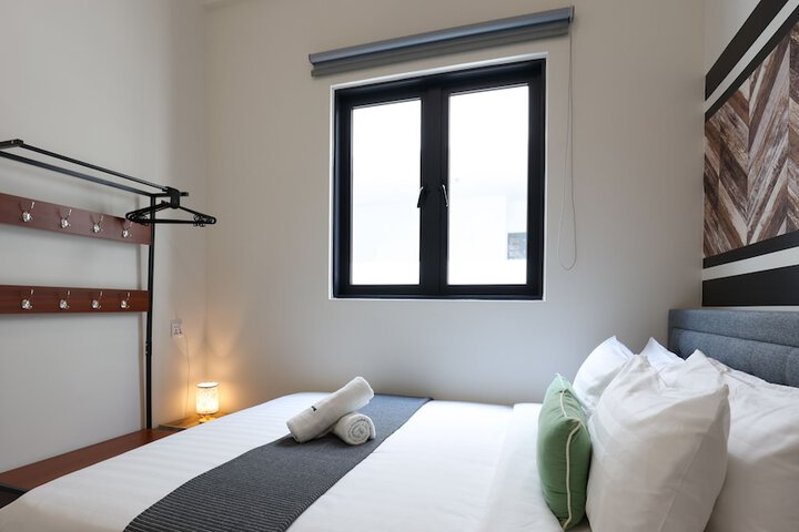 Room 9 of 201