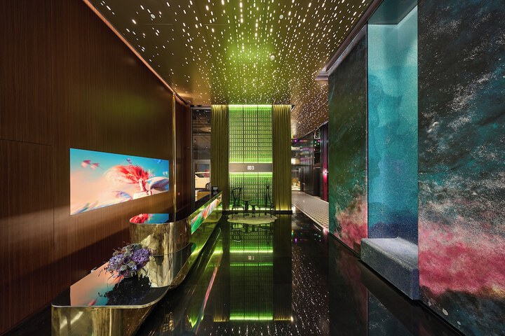 Lobby Entry