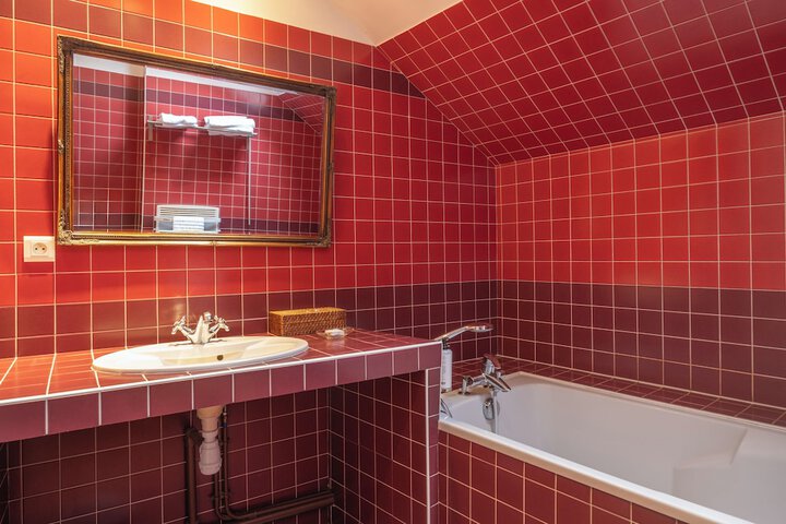 Bath Interior