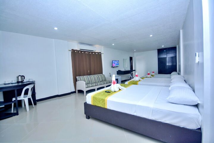 Room 68 of 115
