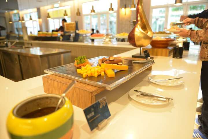 Breakfast/Coffee Service 77 of 99