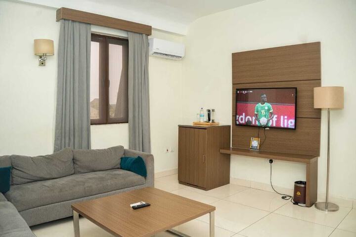 Room 10 of 20