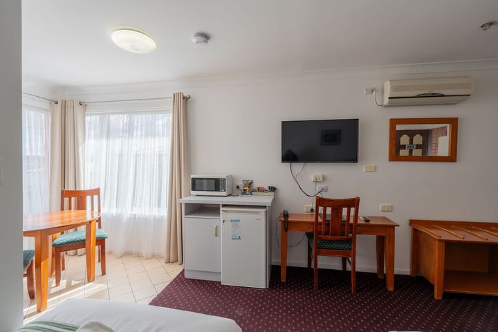 Room 16 of 58