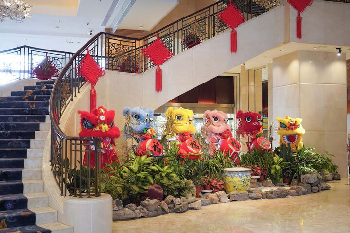 Entrance & Lobby