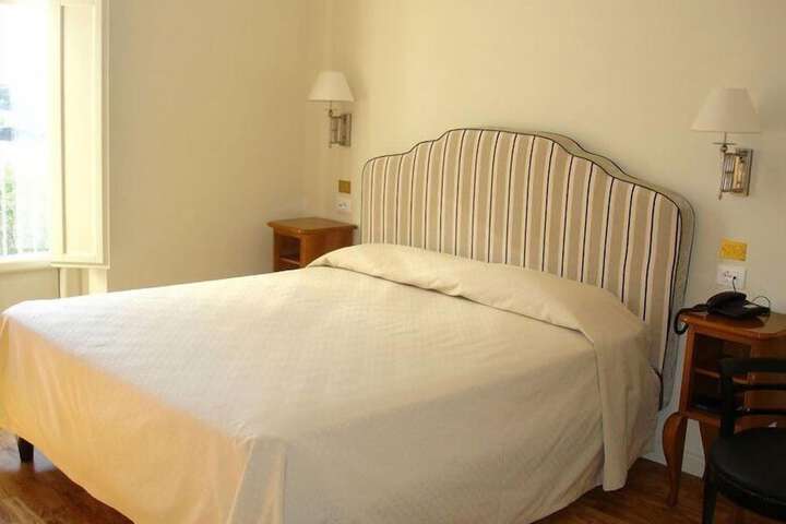 Room 8 of 46