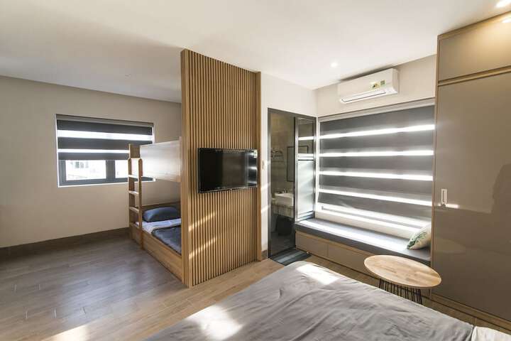 Room 16 of 41
