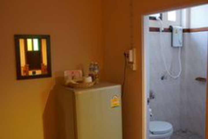 Room 27 of 31