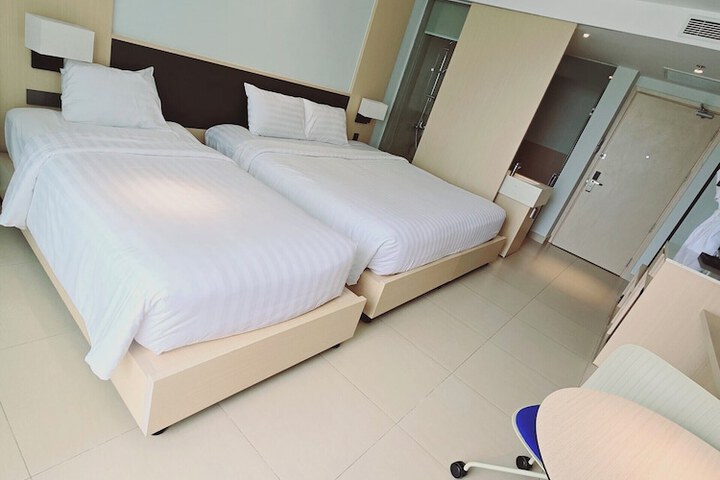 Room 36 of 67