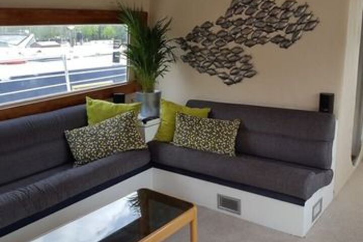 Room 21 of 24
