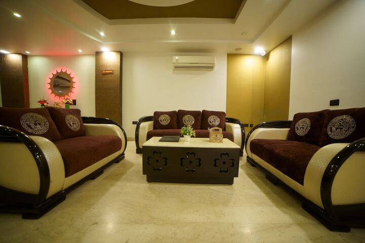 Room 34 of 48