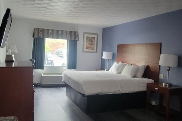 Basic Double or Twin Room (3 of 8)