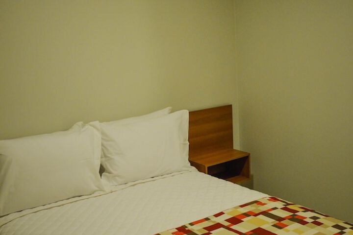 Room 6 of 46