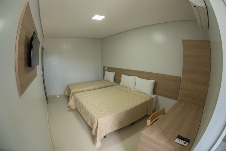 Room 13 of 29