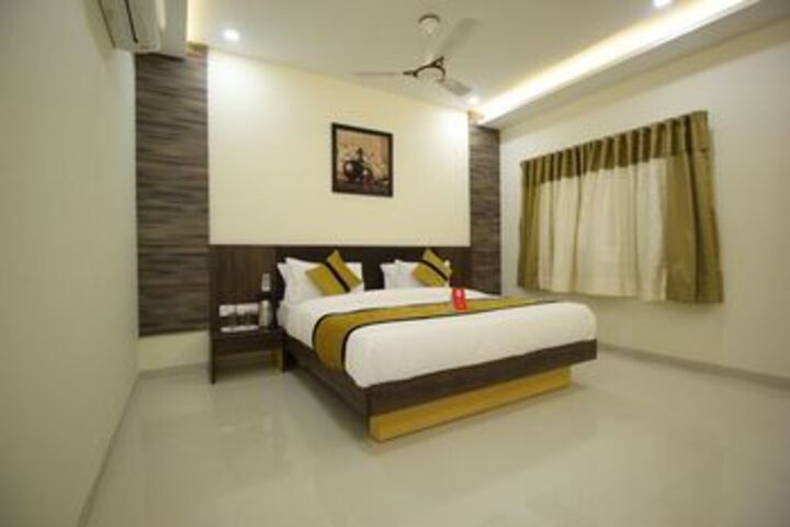 OYO 3783 Hotel Bhavani Palace