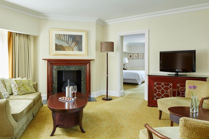 Room 14 of 63