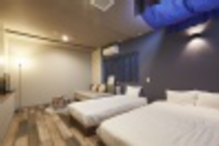 Room 111 of 288
