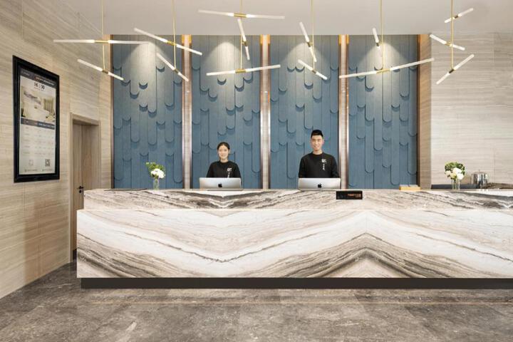 Atour Hotel Baoji Executive Center South High-Speed Railway Station