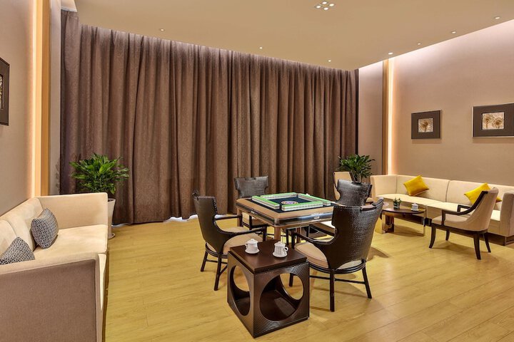 Room 40 of 92