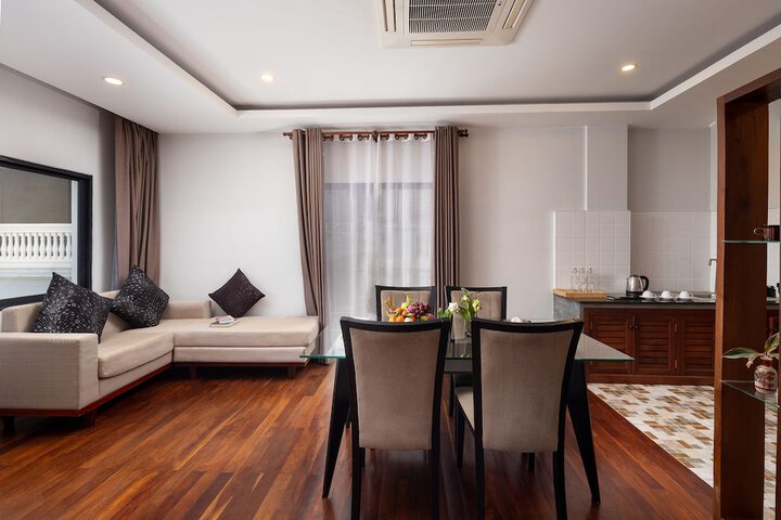 Room 25 of 57