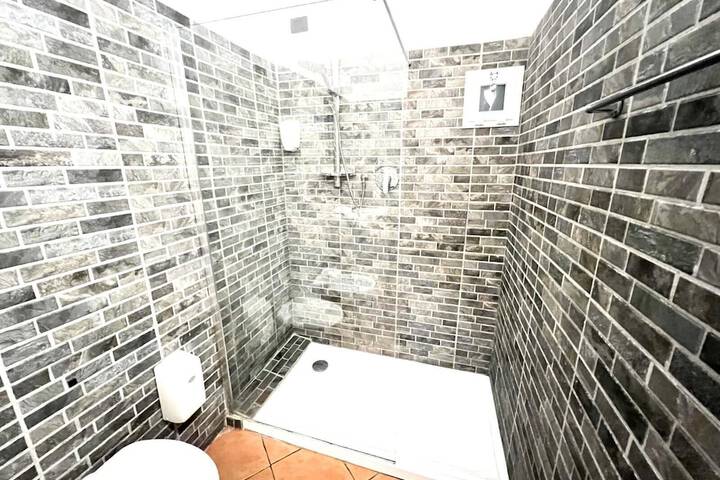 Room 45 of 59