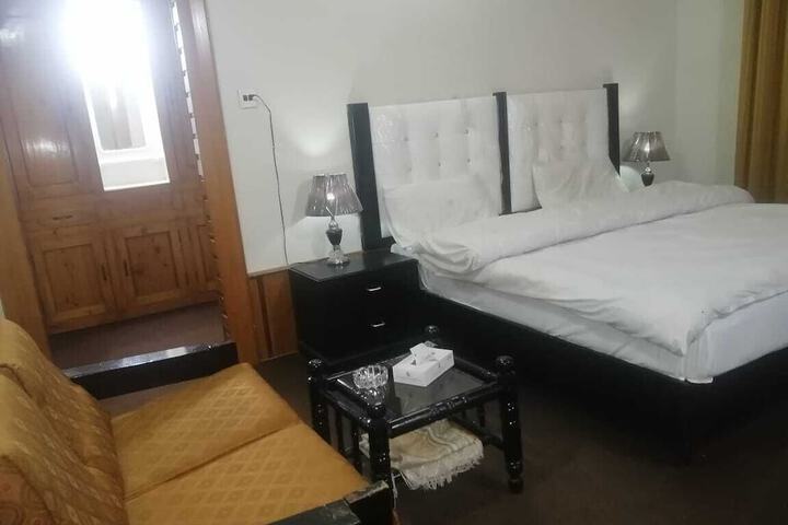 Room 22 of 29
