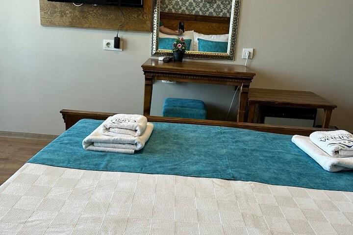 Room 9 of 70