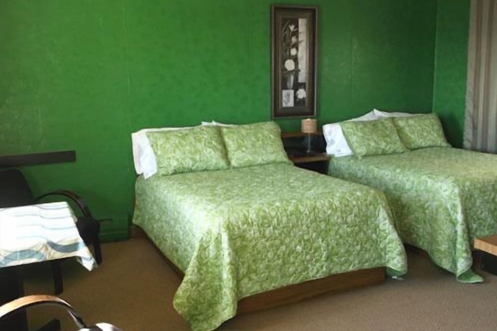 Room 4 of 47