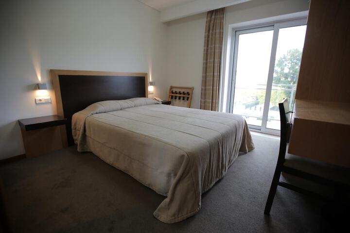 Room 16 of 43