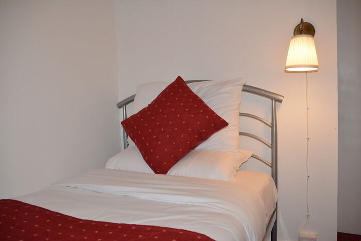 Room 16 of 47