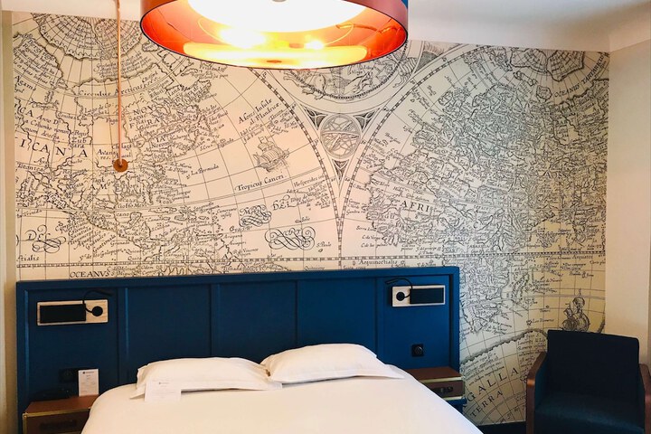 Room 17 of 62