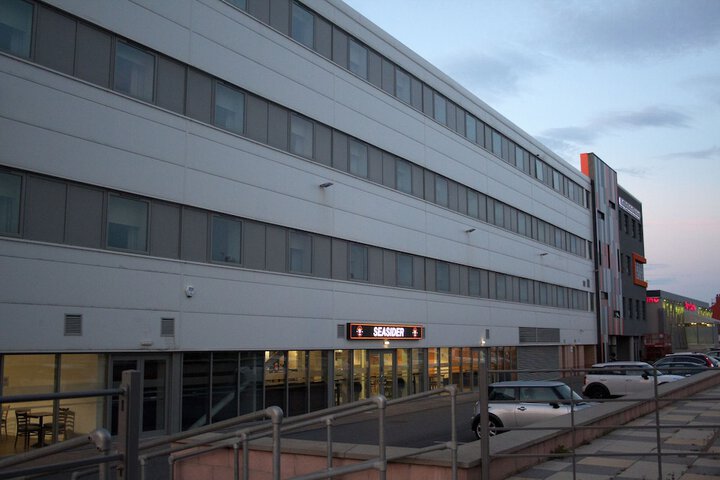 Hotel 79 of 80