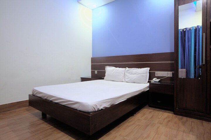 Room 5 of 21