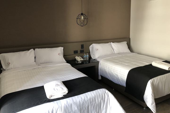 Room 4 of 49