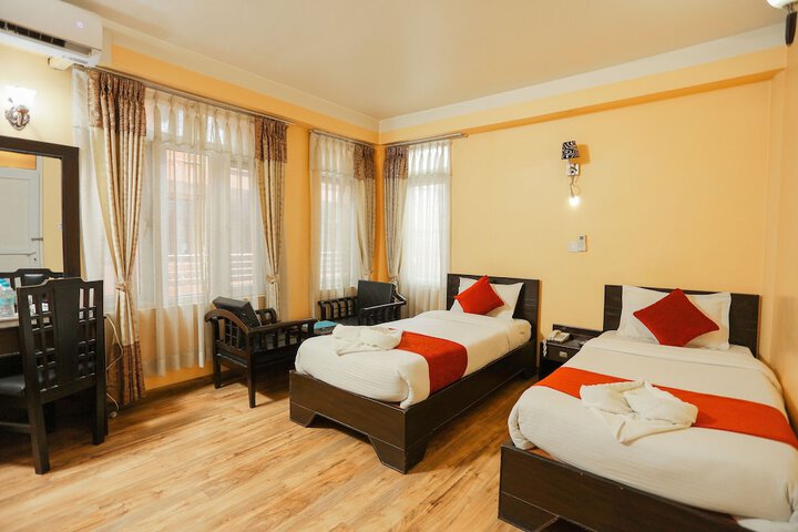 Room 34 of 85