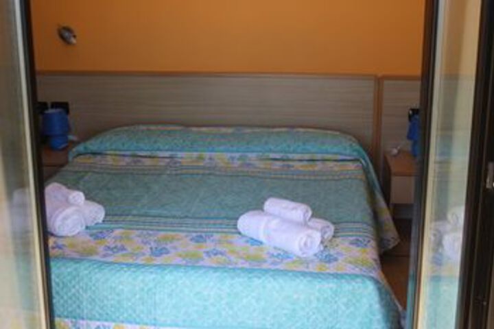 Room 21 of 70