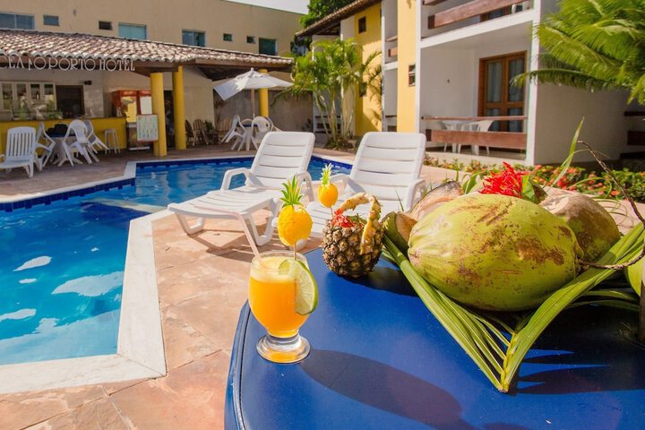 Hotel Pool