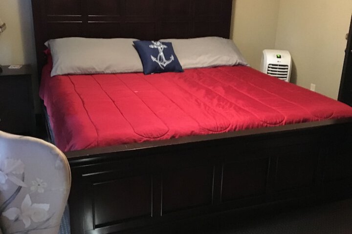 Room 8 of 41