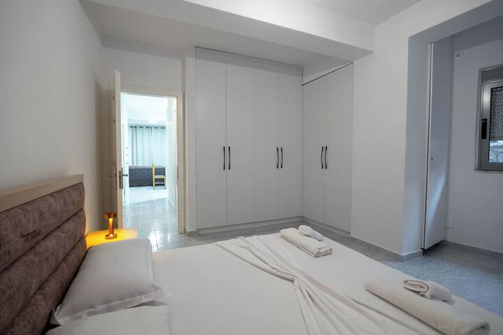 Room 28 of 131
