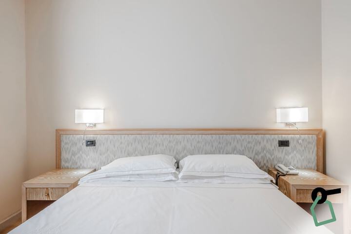 Room 21 of 72