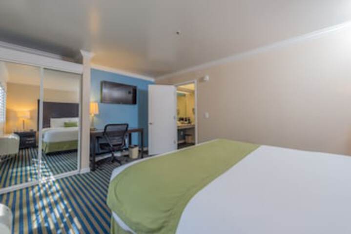 Room 46 of 114