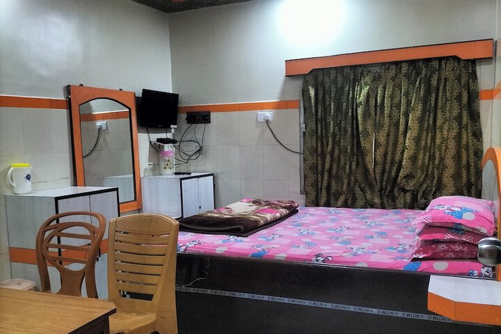Room 6 of 29