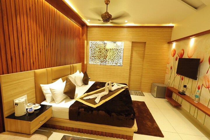 Room 18 of 54